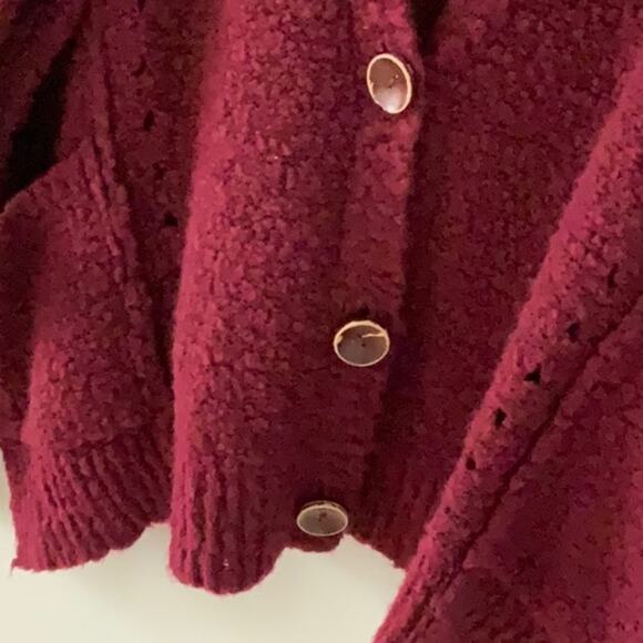 Free People Wool Blend Oversized Cardigan Size XS Burgundy Pockets - Picture 6 of 9